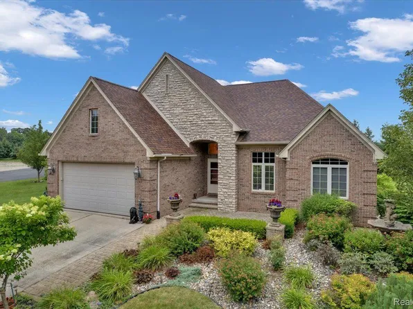 3456 Hodges Rd, Dryden, MI 48428