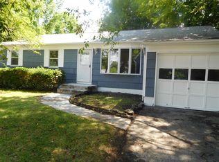 11 Cayuga Dr, Wappingers Falls, NY 12590