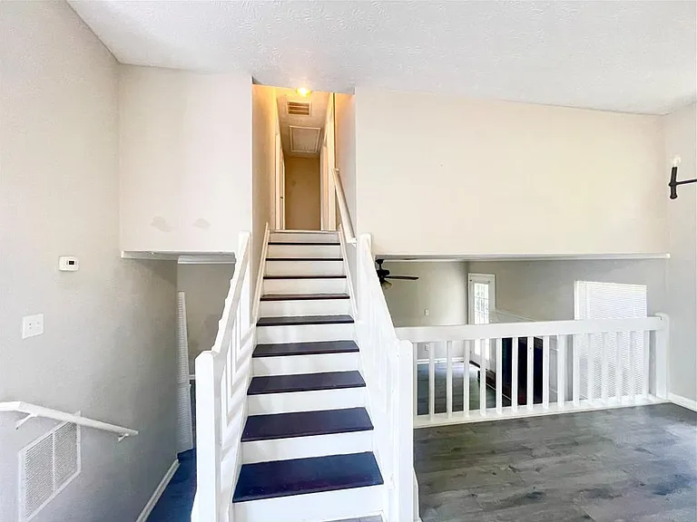 10680 Mortons Xing — Photo 11