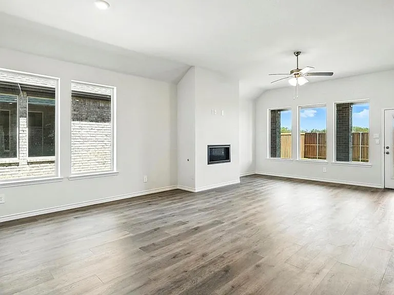 2144 Mantua Farm Blvd — Photo 3