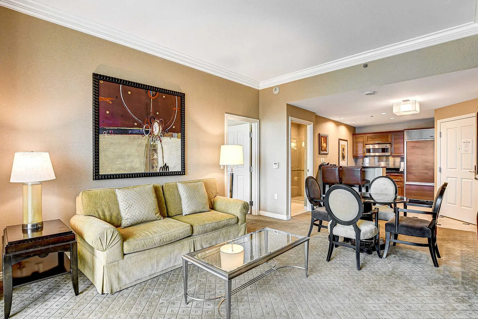 1 bed, 2.0 bath, 592 sqft, $9,776 — Photo 1