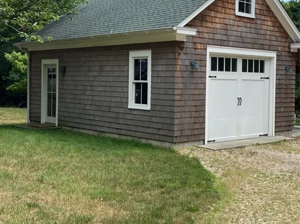 67 W Neck Rd, Shelter Island, NY 11964