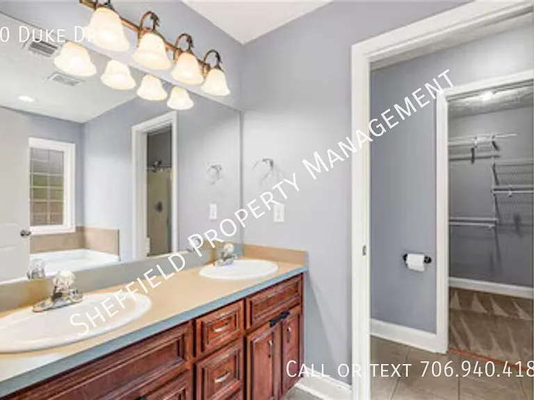 60 Duke Dr — Photo 10