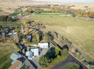 69608 N Harrison Loop, Benton City, WA 99320