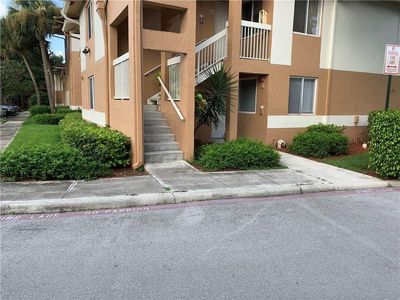 755 N 92nd Avenue, Plantation, FL, 33324