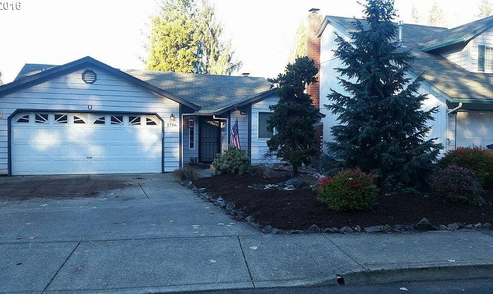 1st image of 1706 NE 41st Cir