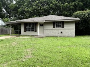 616 Dover Rd, West Memphis, AR 72301