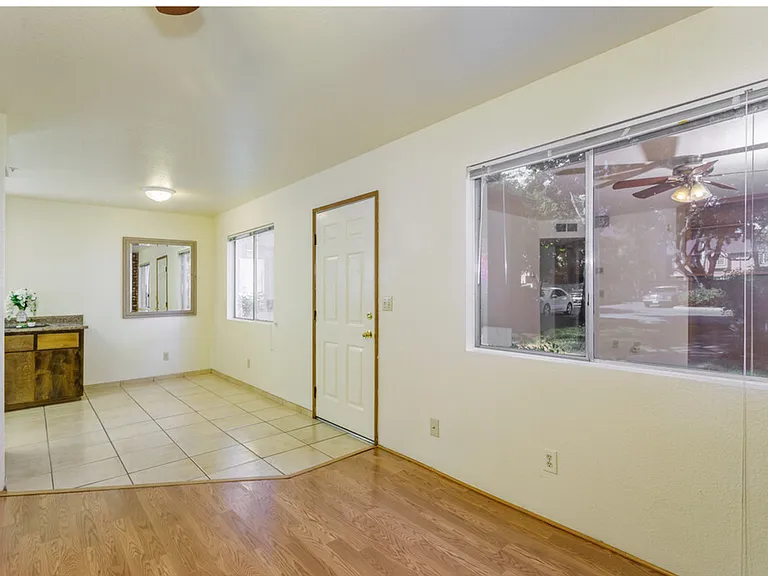 Regency Townhomes — Photo 4