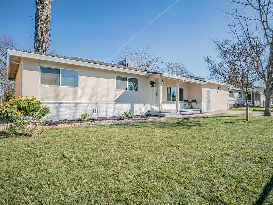 2nd image of 5885 Poplar Ave