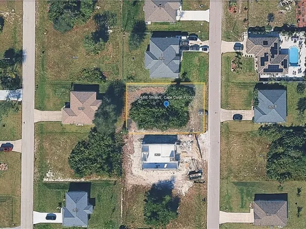 2624 NE 5th Ave, Cape Coral, FL 33909