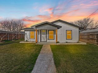 108 9th St, Valley Mills, TX 76689