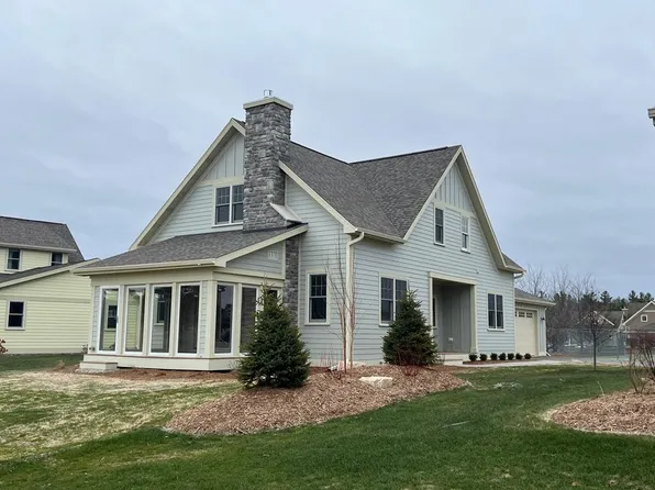 5236 Cobblestone Cir #21, Egg Harbor, WI 54209