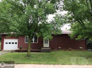 322 Indiana Ave, Iowa Falls, IA 50126