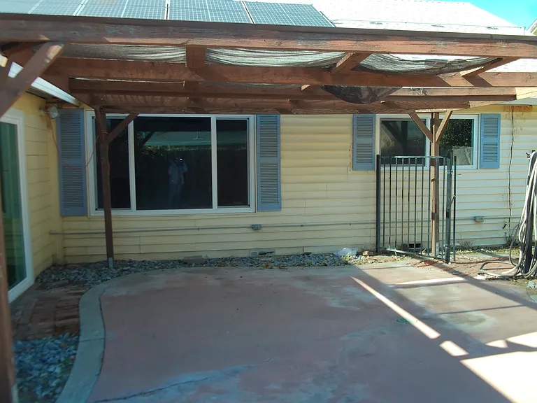 2231 Edwards St — Photo 16