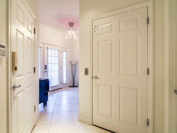 4th image of 6313 Vista Verde Dr E