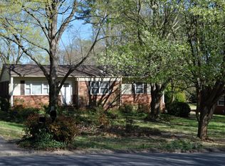422 Fieldstone Rd, Mooresville, NC 28115