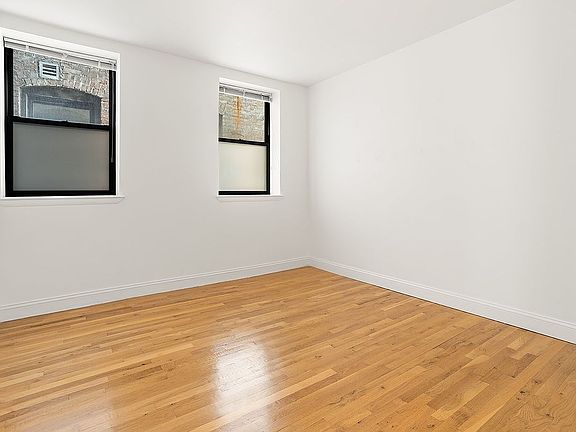 4th image of 362 W 119th St APT 3