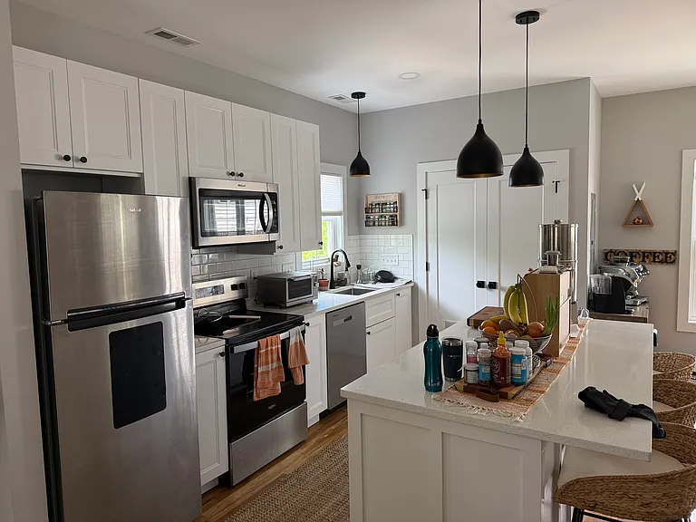 160 Euclid Blvd — Photo 3