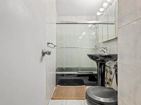 98-26 64th Avenue image 8 of 13