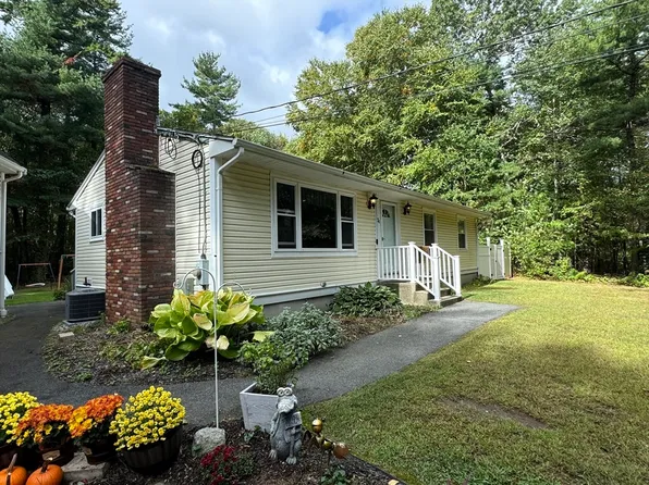 74 Keene Rd, East Freetown, MA 02717