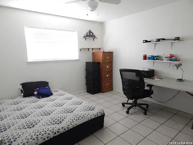 2 bed, 1.5 bath, 962 sqft, $1,150 — Photo 3