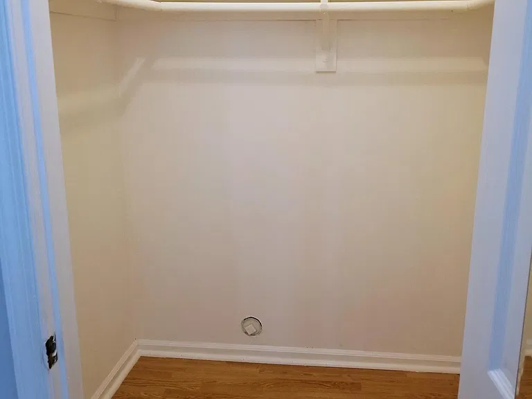 1910 Woodbridge Commons Way — Photo 11
