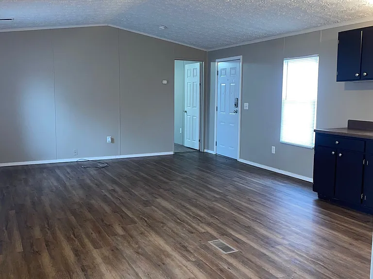 Royal Oaks Estates — Photo 20