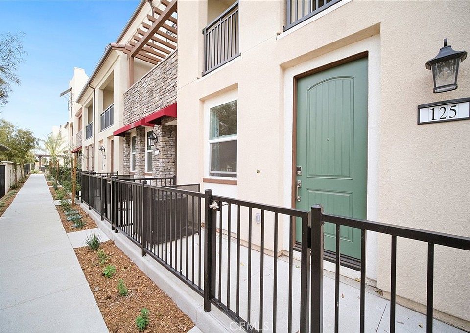 1st image of 125 Dove Lndg