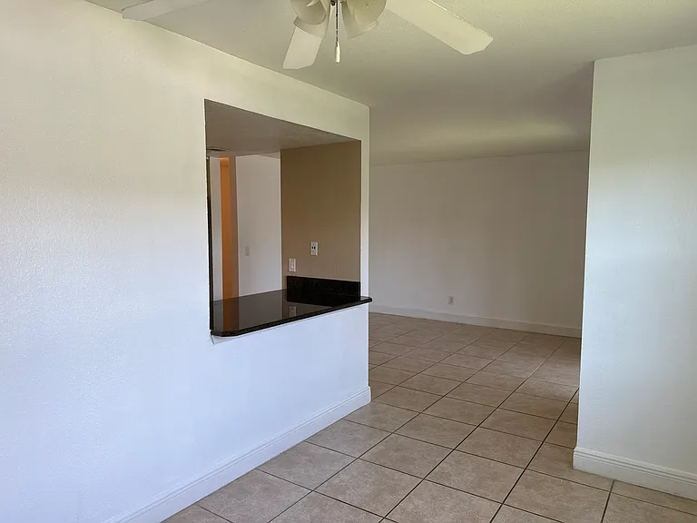 9950 Turf Way #4 — Photo 7