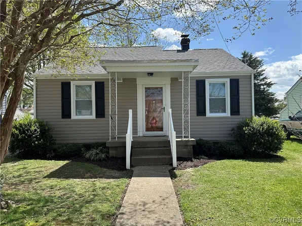 2604 Gordon St, Hopewell, VA 23860