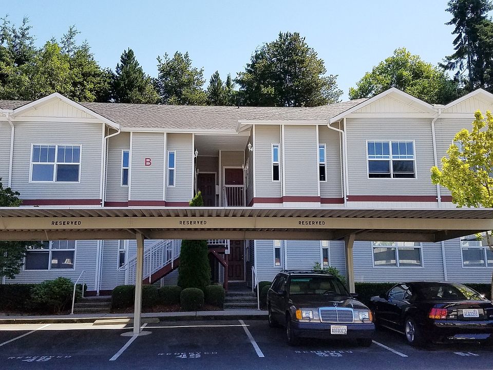 1st image of 4217 164th St SW #B-203