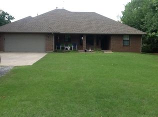 5817 E Tyler Dr, Tuttle, OK 73089