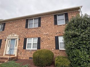 1144 Old Furnace Rd APT D, Harrisonburg, VA 22802