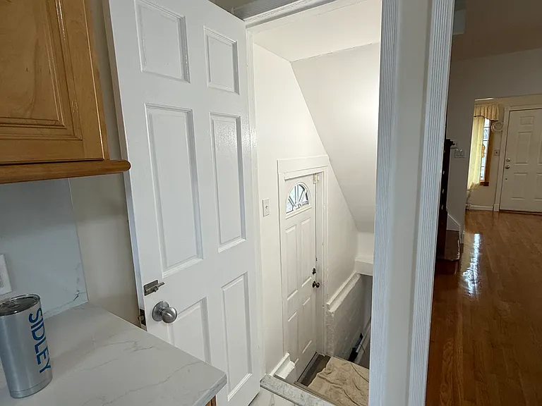 24 Ellington St — Photo 11