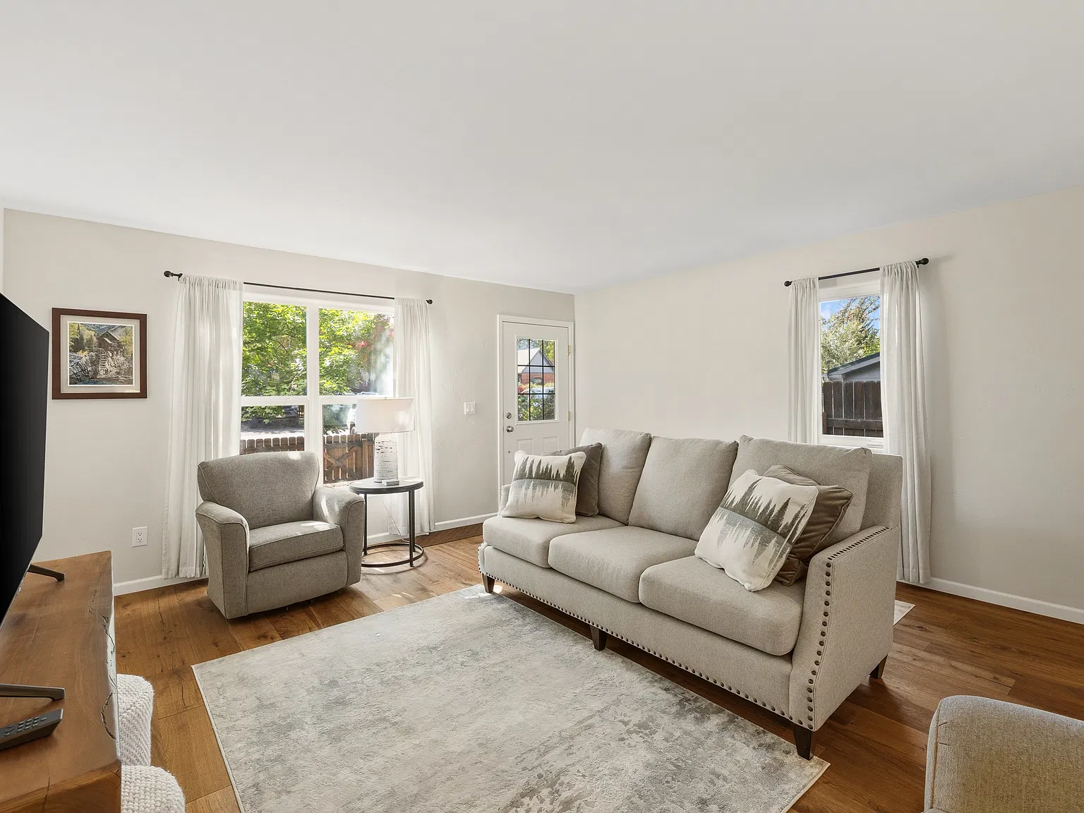125 Garfield Avenue - 1 — Photo 3
