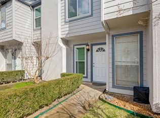 5917 Fairdale Ln APT 14, Houston, TX 77057