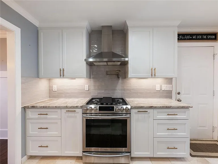 3965 Hamilton View Way — Photo 21