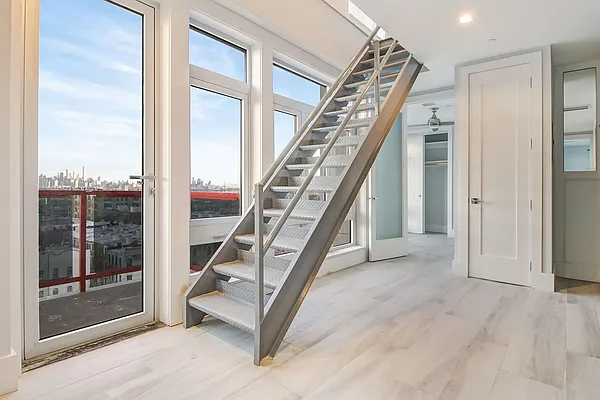 Rented by EXR | media 2