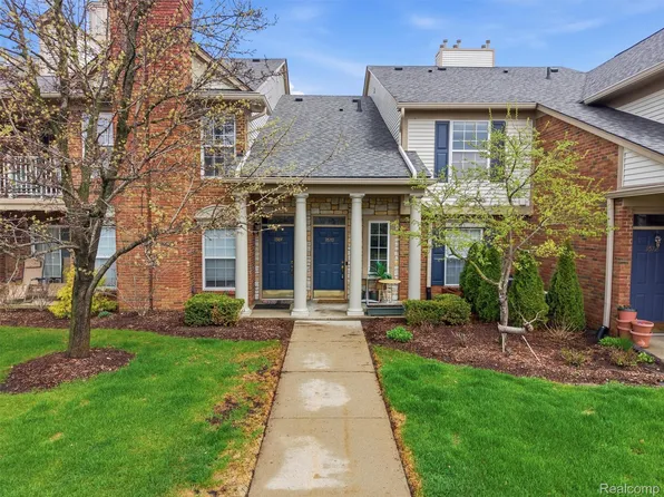 3570 Oakmonte Blvd, Oakland Twp, MI 48306