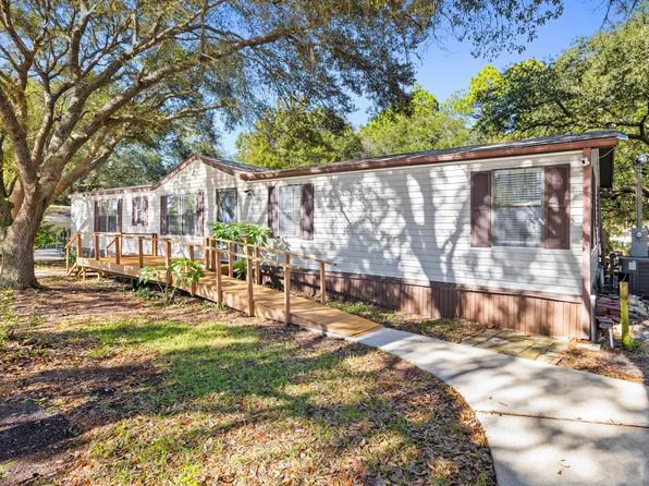 8306 Calle Mio, Navarre, FL 32566