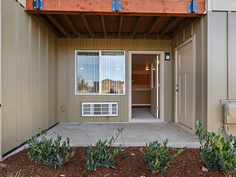 Norton Landing Apartments — Photo 28
