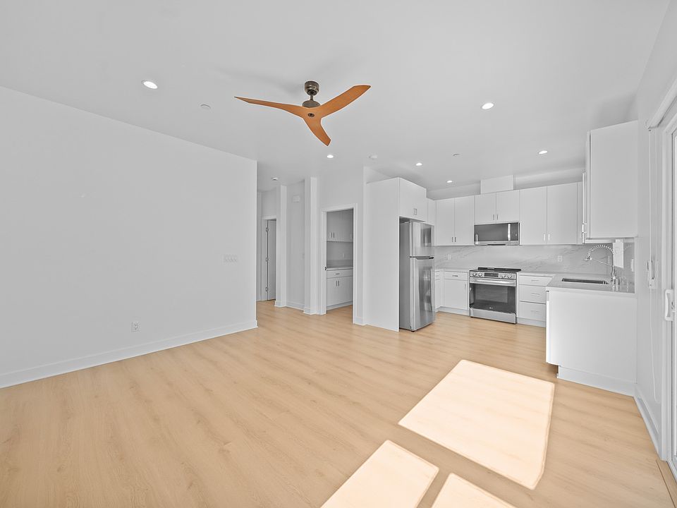 Family Room/Dining Room