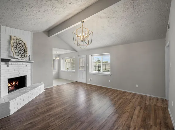 3419 Acorn Springs Ln, Spring, TX 77389