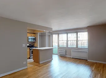 310 Greenwich Street, #310-14L