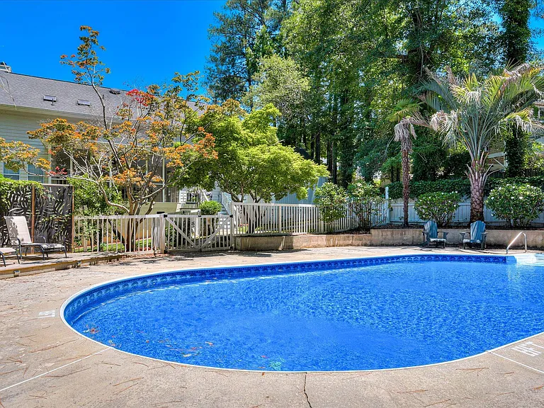 869 Hickory Ridge Rd — Photo 43