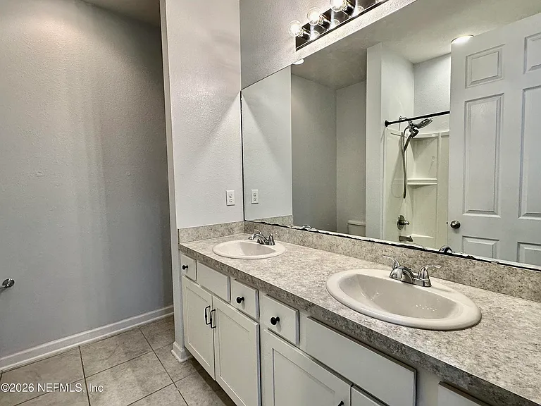 1443 Tropical Pine Cv — Photo 14
