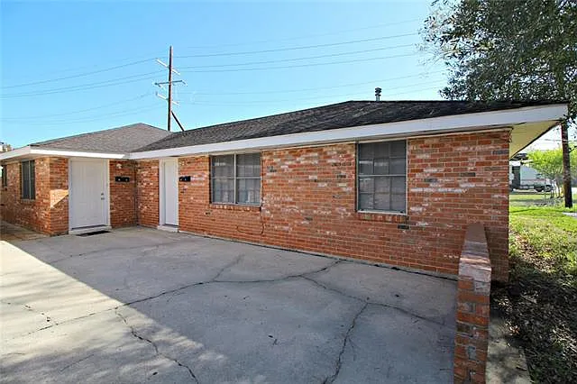 510 Omega St #15A