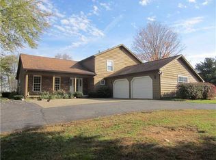 16384 Pinkley Rd, Fredericktown, OH 43019