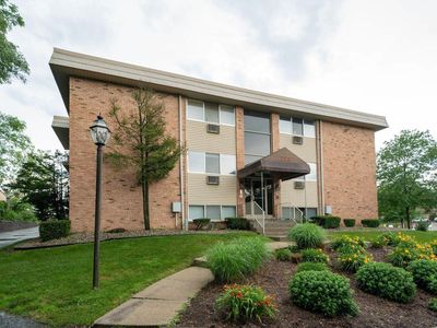 722 W Kilgore Rd APT 301, Kalamazoo, MI, 49008