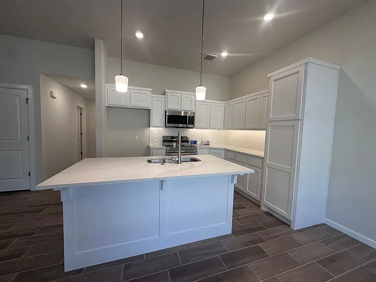 4008 Caraway Ln — Photo 4
